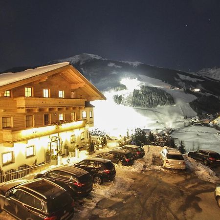 Ferienhof Pfefferbauer Saalbach-Hinterglemm Zewnętrze zdjęcie